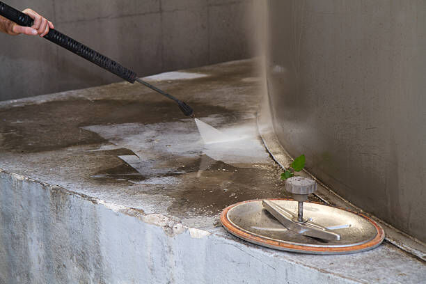 Commercial Pressure Washing